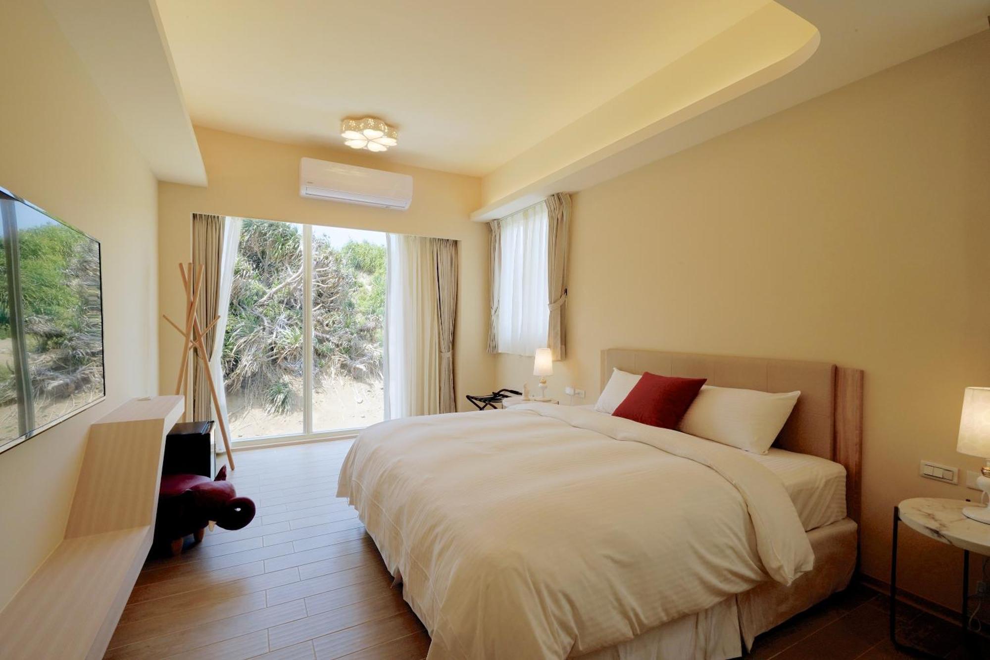 만저우 리틀 피기 비앤비 B&B 외부 사진