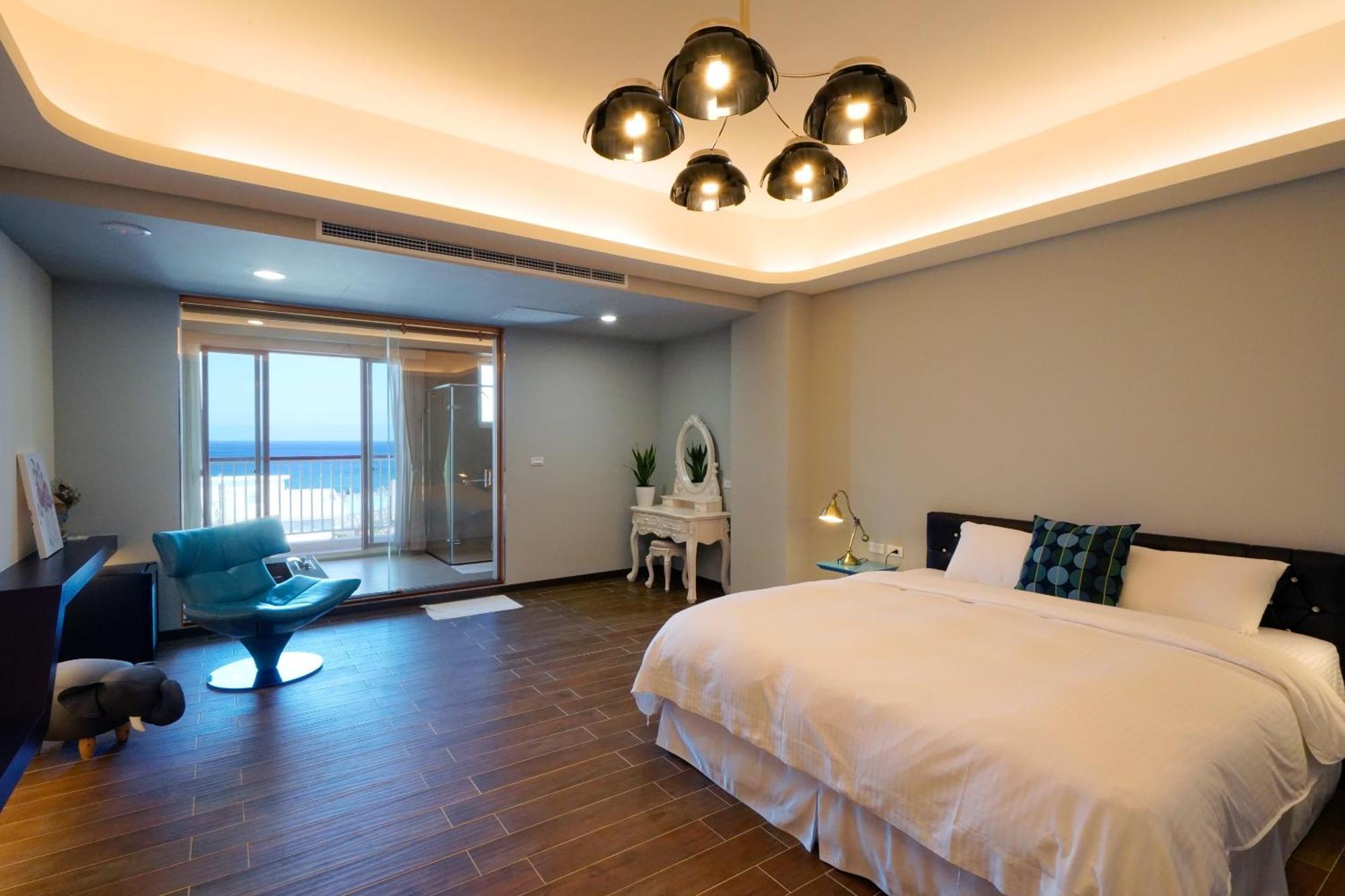 만저우 리틀 피기 비앤비 B&B 외부 사진