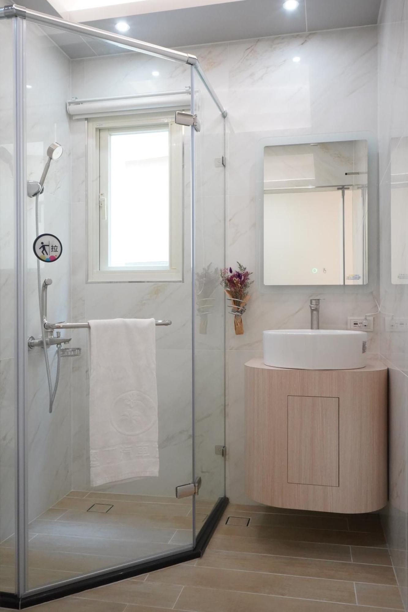 만저우 리틀 피기 비앤비 B&B 외부 사진